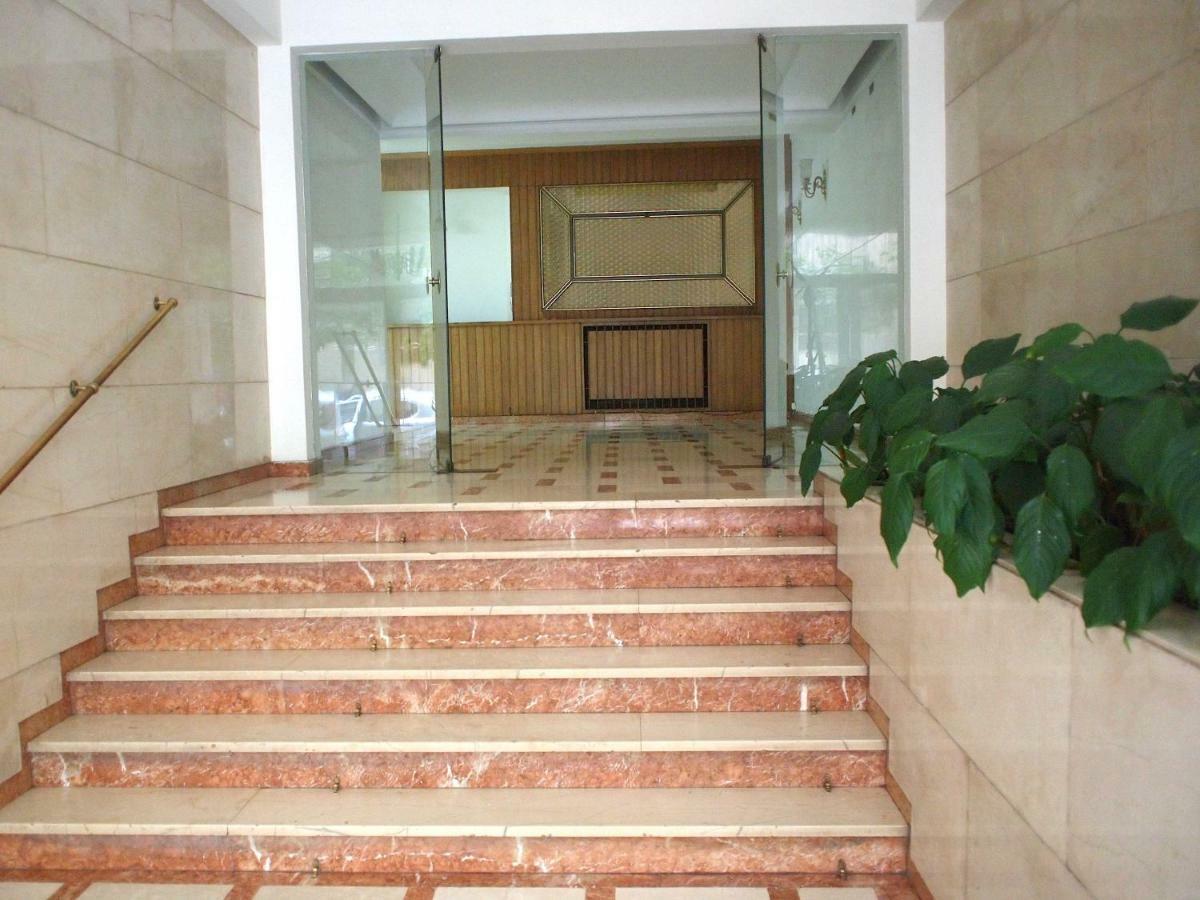 Cosy Flat Posh Quartier Kolonaki Atenas Exterior foto